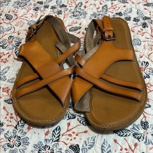 Brash Cognac Women's
Sandals size 8.5
Tapsy Flat Sandal